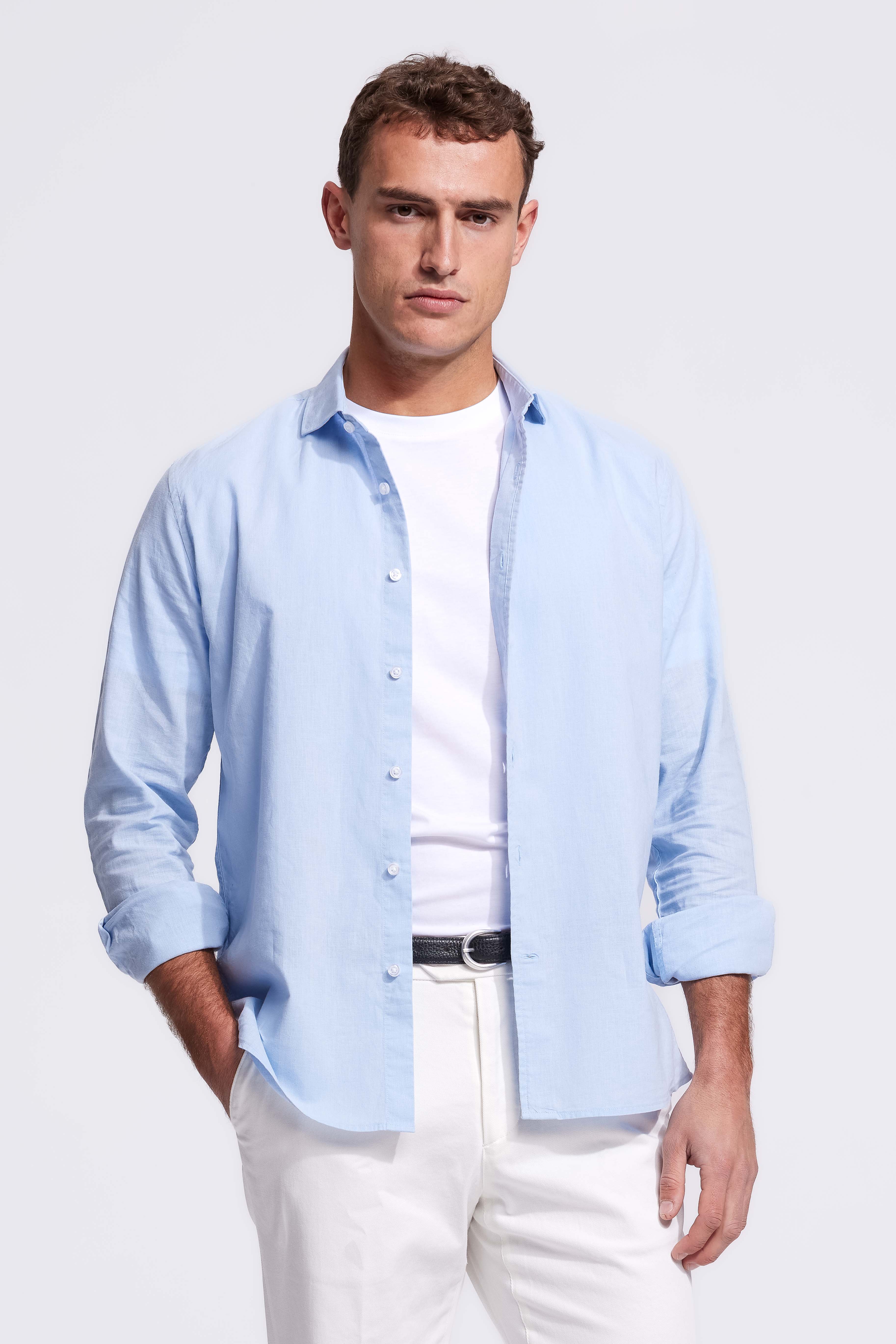 Lindo Hellblaues Leinenhemd