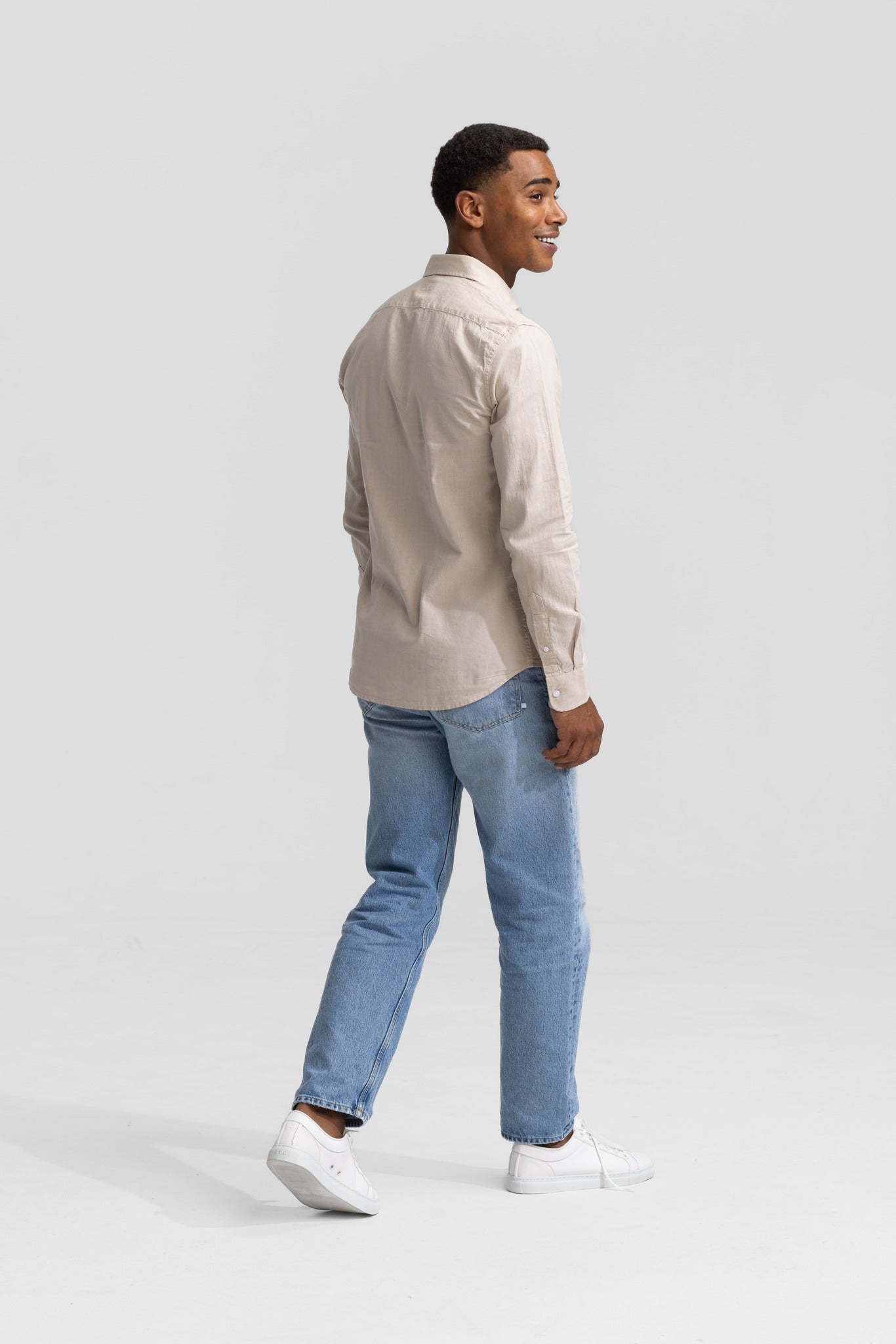 Linen shirt in beige for men at nølson called lindo beige