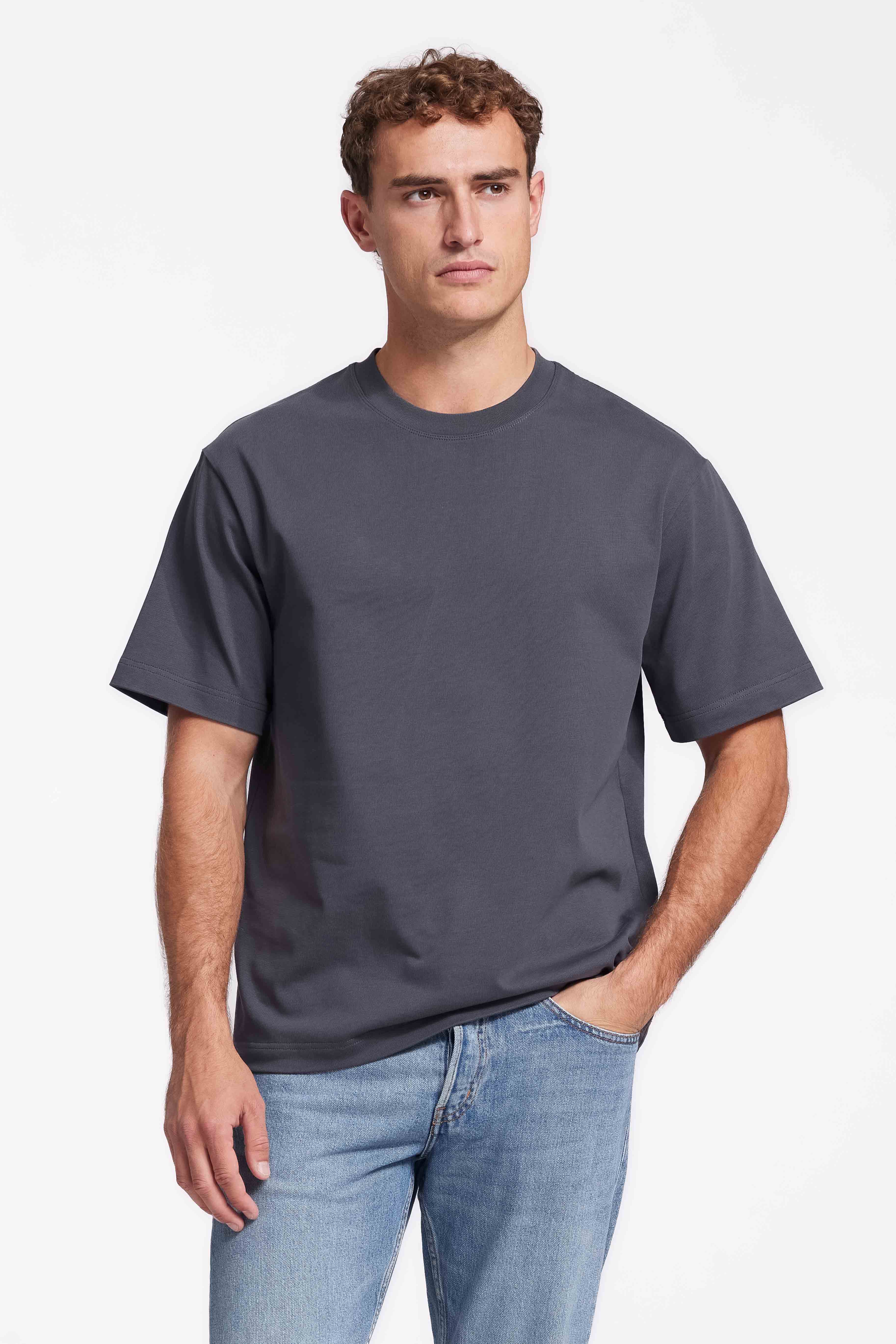 Heavyweight T-Shirt Dark Grey