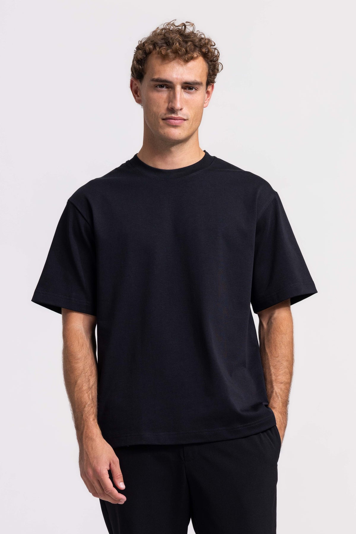 Heavyweight T-Shirt - Black