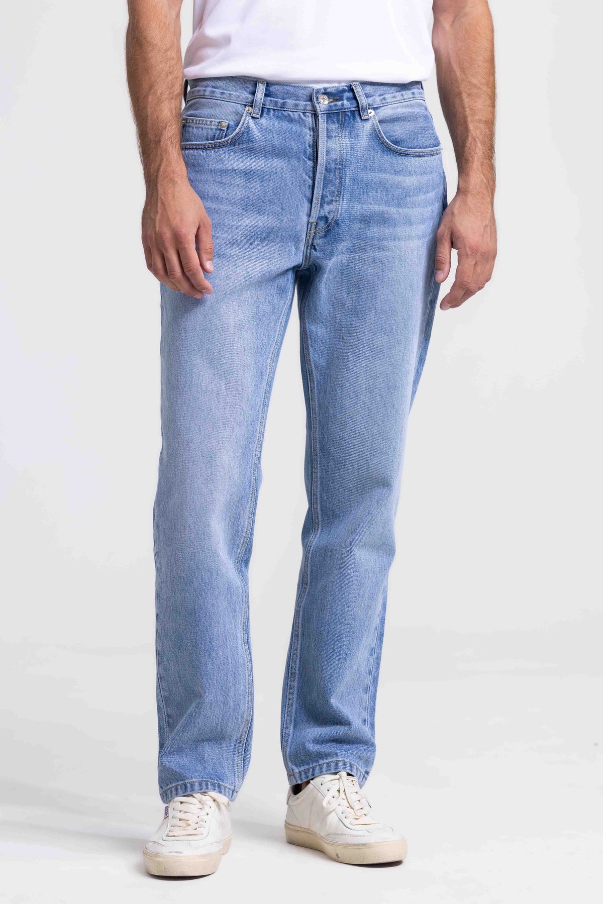Straight Fit Jeans - Light Blue