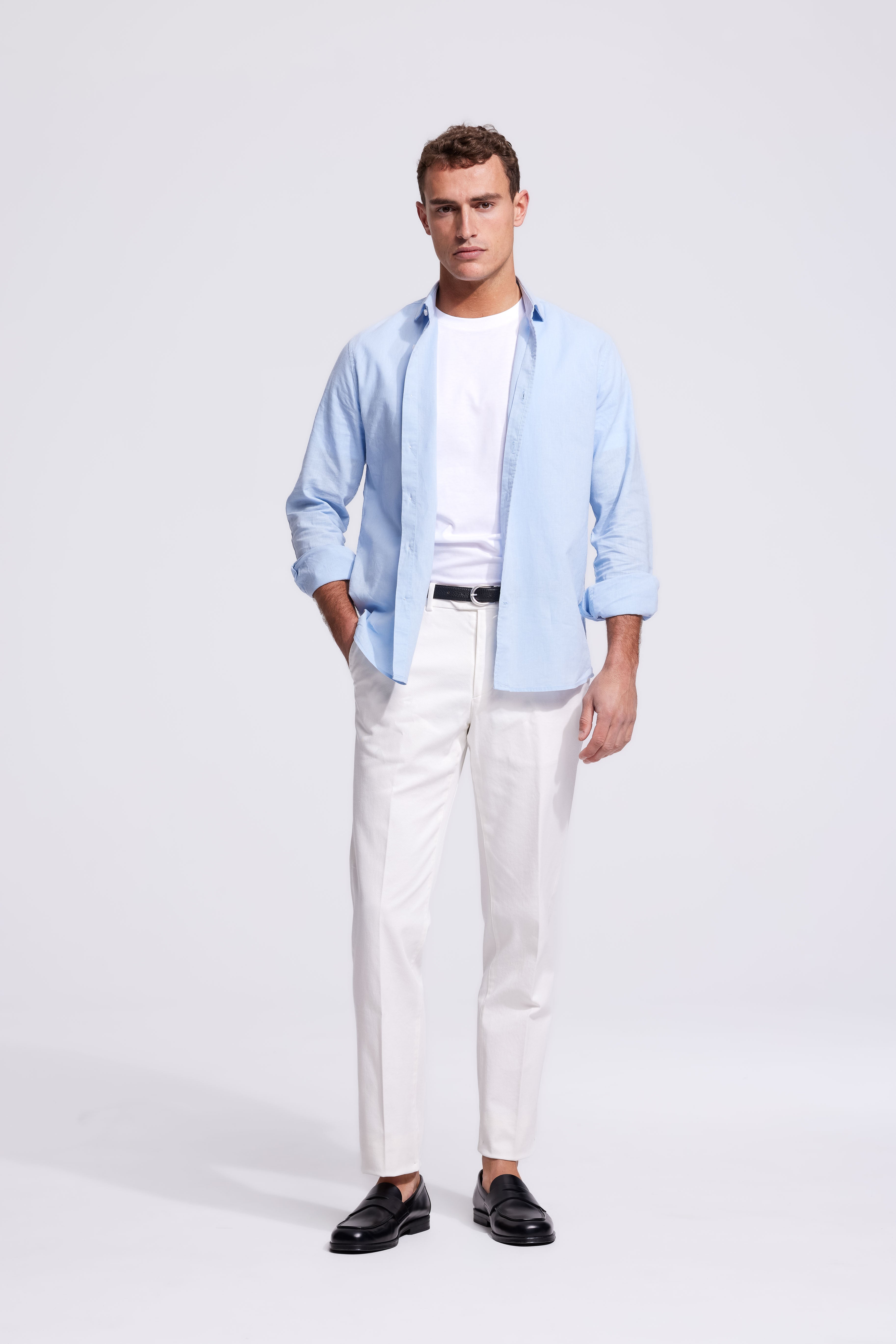 Lindo Hellblaues Leinenhemd