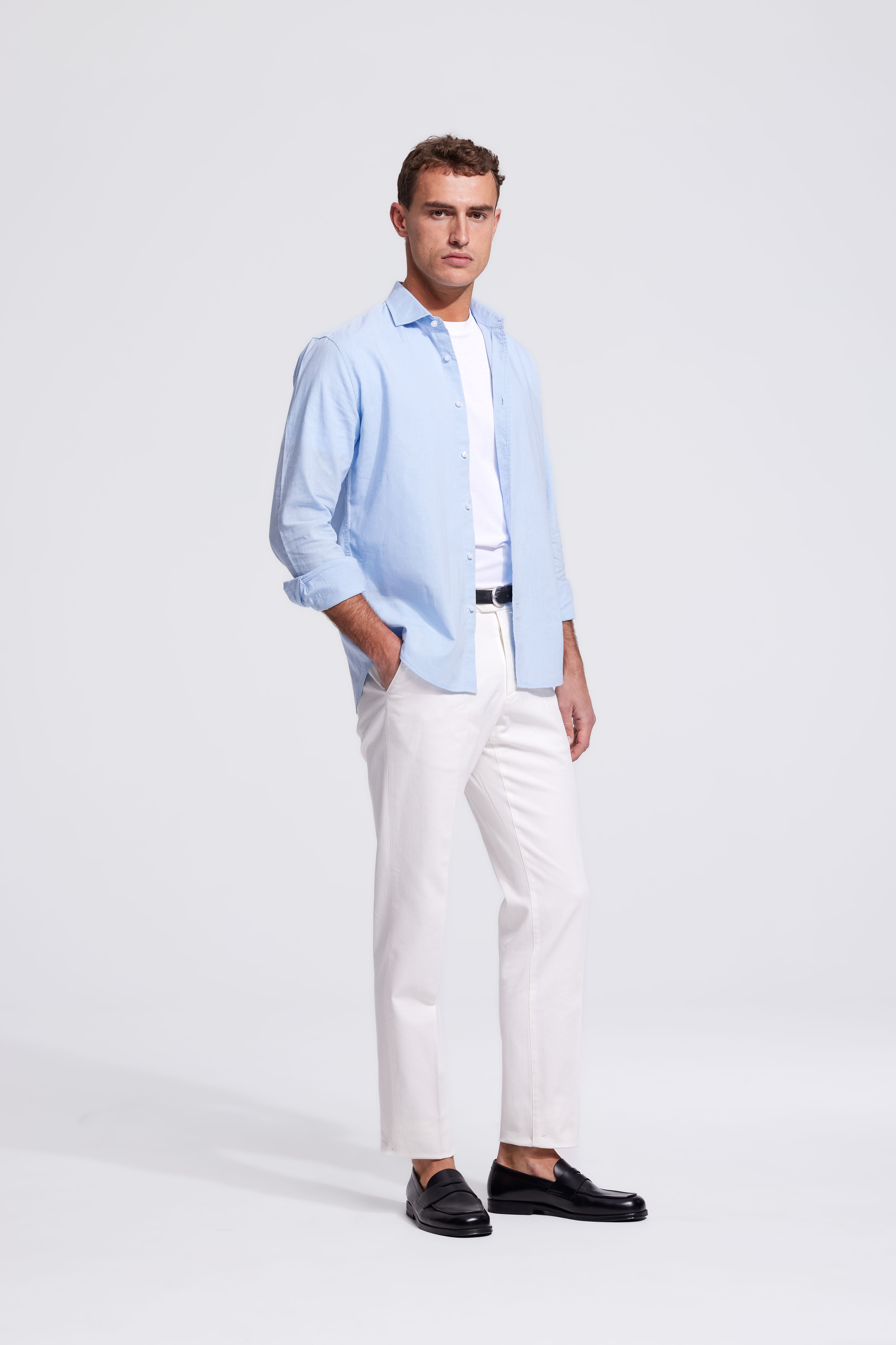 Lindo Hellblaues Leinenhemd