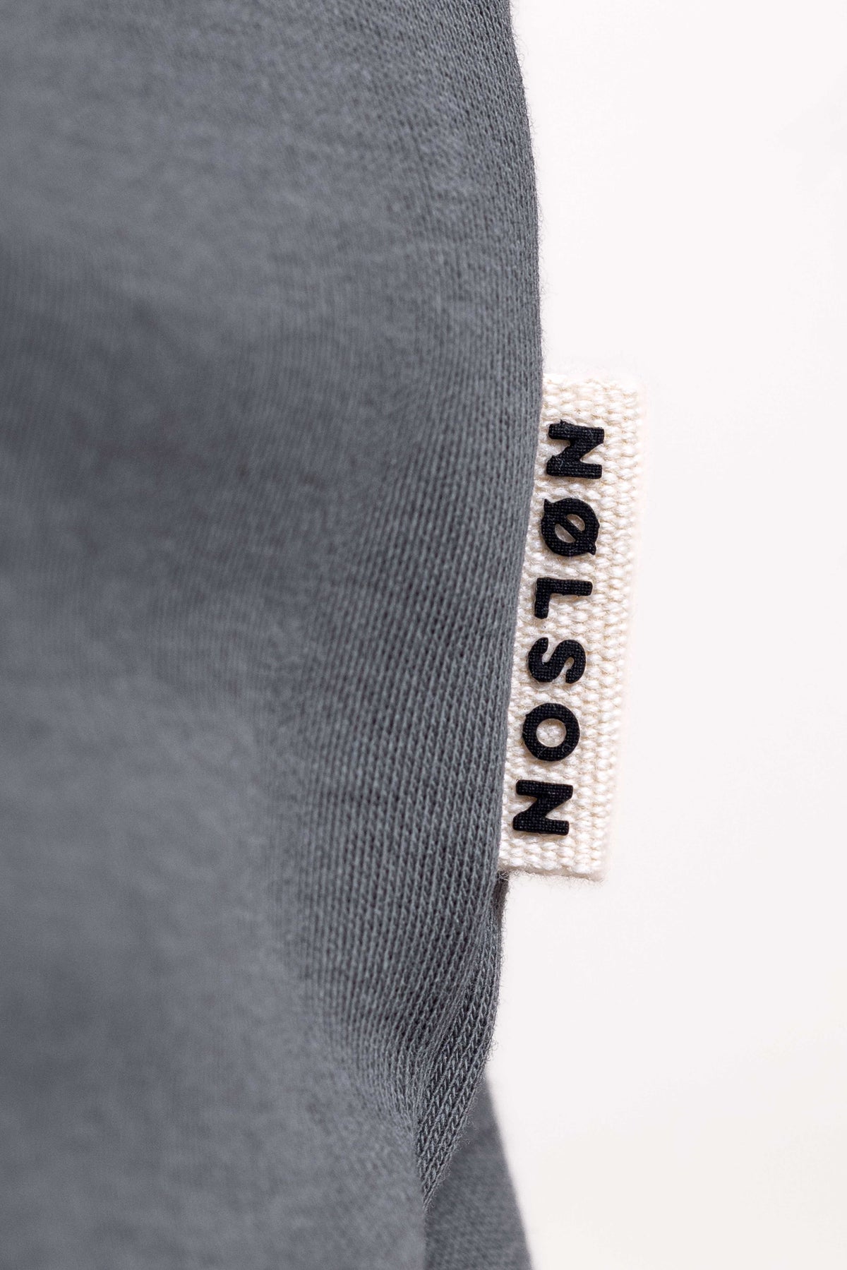 Signature Interlock T-shirt Longsleeve - Dark Taupe