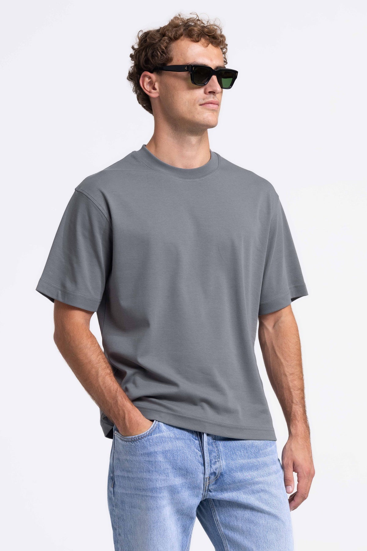 Signature Interlock T-shirt - Dark Taupe