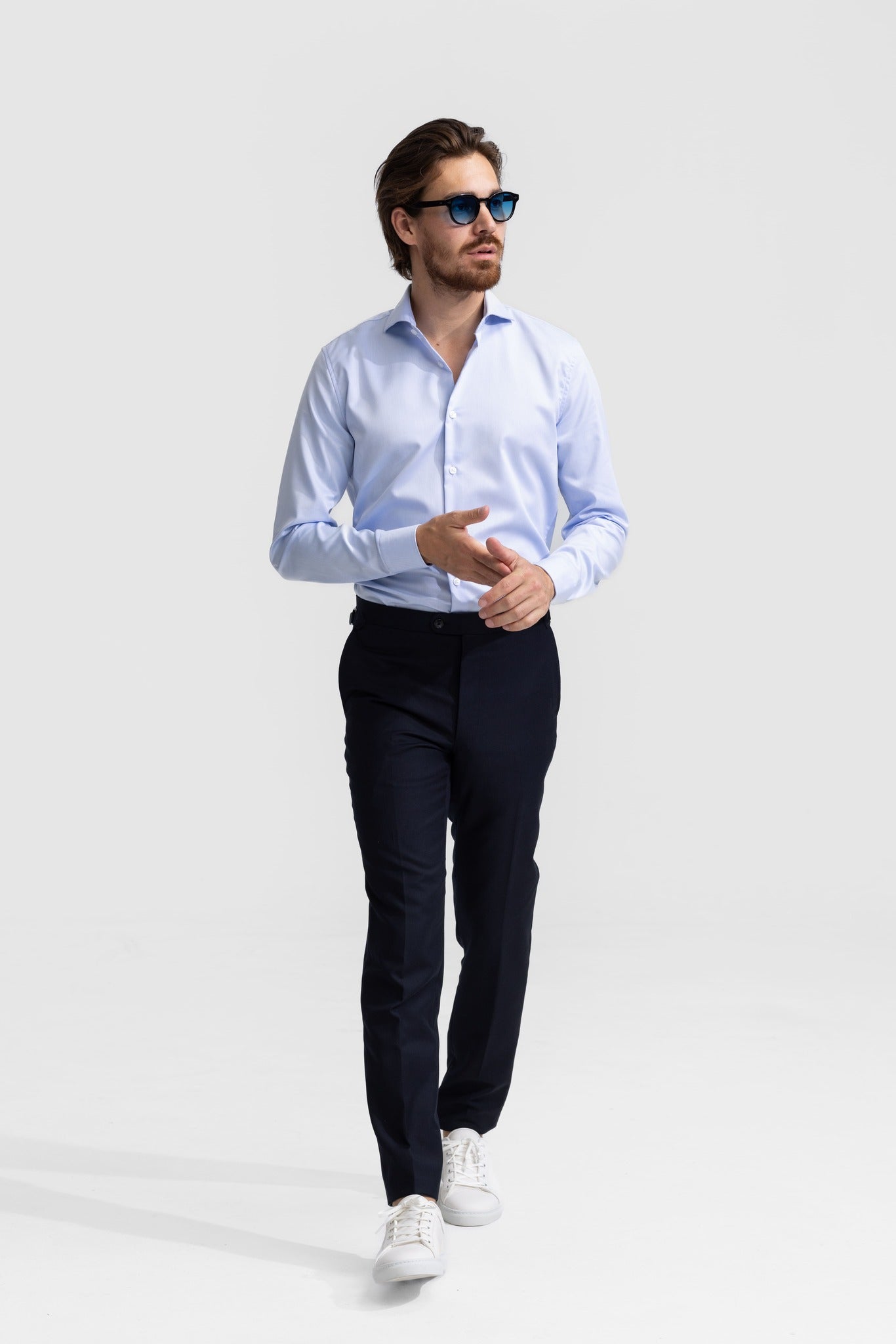 cutaway shirt in light blue for men at nølson called mala